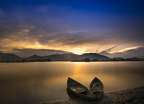 "Se ti accade qualcosa di buonofai un viaggio per festeggiare,Se accade qualcosa di bruttofai un viaggio per dimenticare,Se non è successo nullafai un viaggio affinchè qualcosa accada"(anonimo)